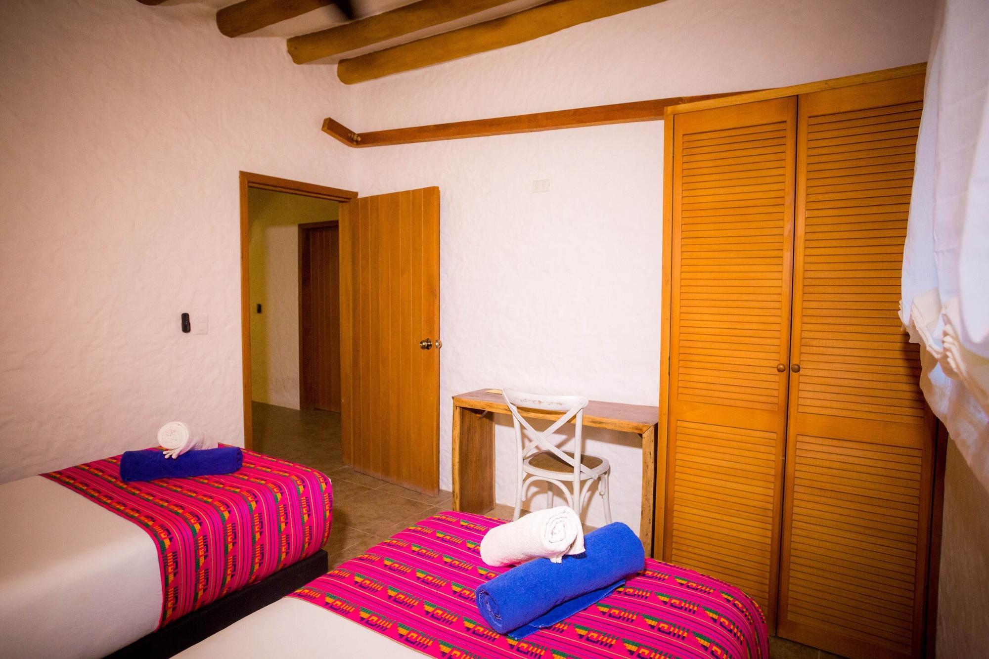 הולבוקס איילנד Hotel Boutique Casa Kuka מראה חיצוני תמונה