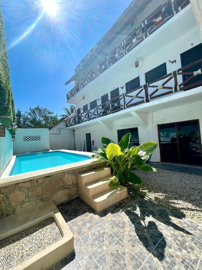 הולבוקס איילנד Hotel Boutique Casa Kuka מראה חיצוני תמונה